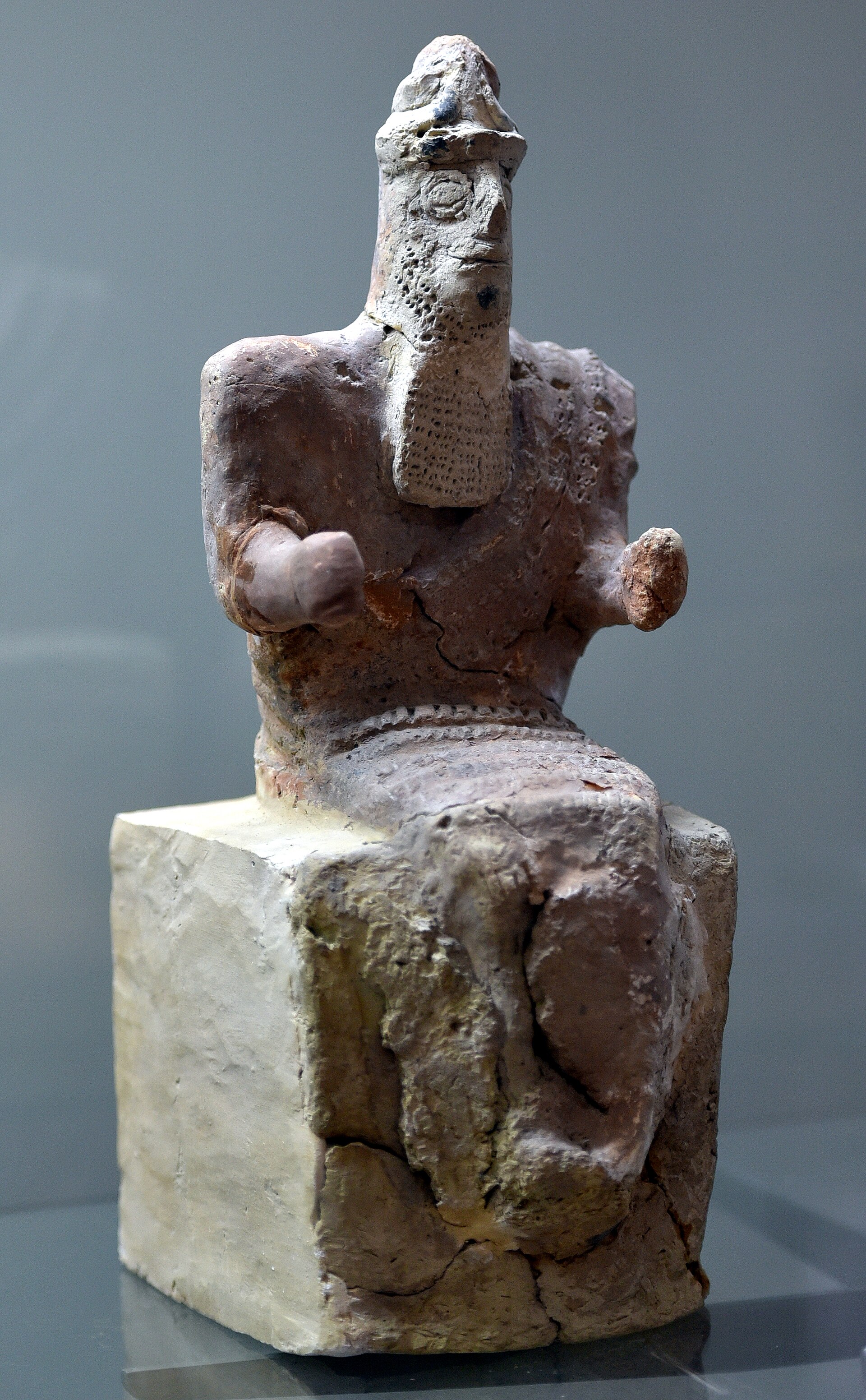 Baked clay figurine of the god Enlil seated, from the scribal quarter at Nippur, 1800–1600 BCE; Iraq Museum, Baghdad
