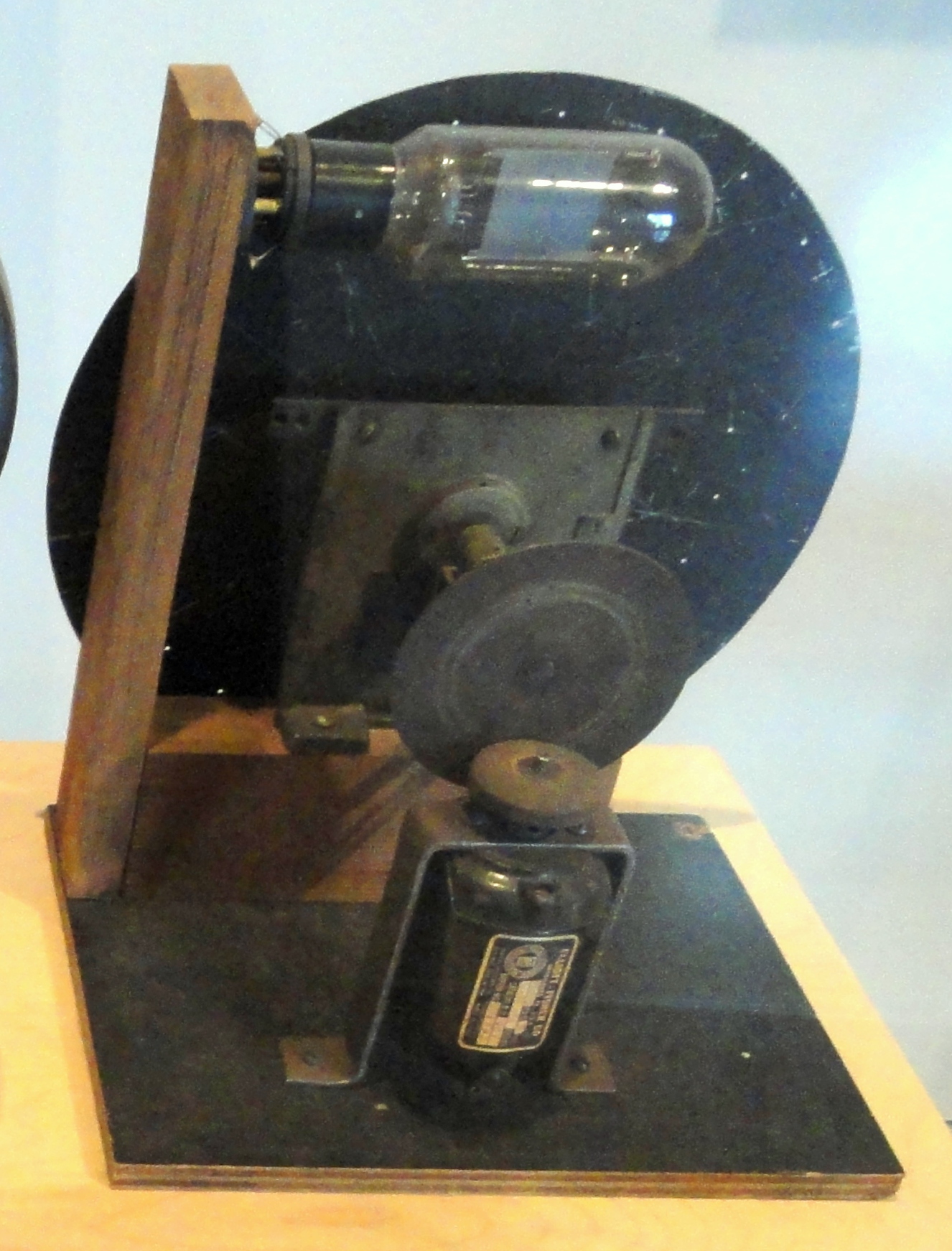 A 1927 RCA prototype mechanical television receiver with neon bulb and spinning disc, Indiana State Museum